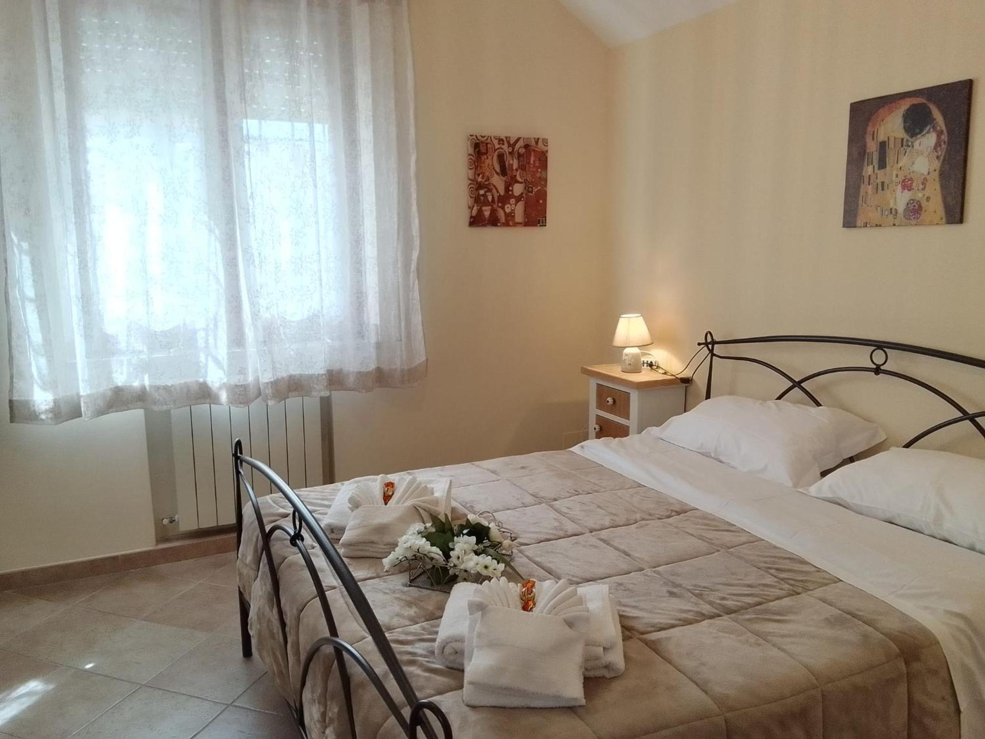 A Casa Di Iole Lägenhet Fiumicino Exteriör bild