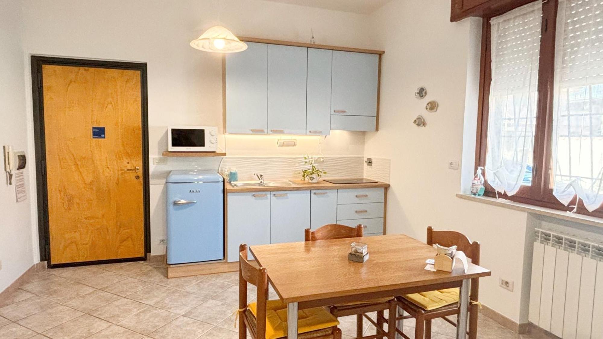 A Casa Di Iole Lägenhet Fiumicino Exteriör bild